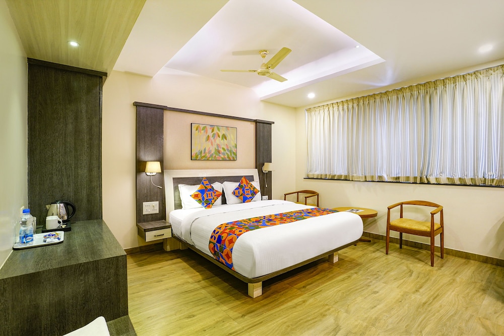 Prestige Hotel 26/50