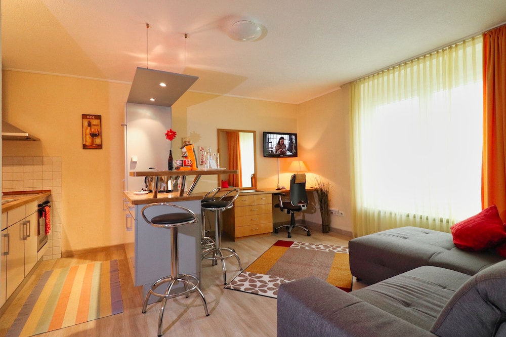 HOTEL MAURER 21/50
