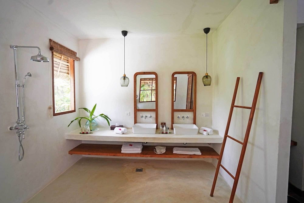 Upendo Beach Boutique Hotel 46/50