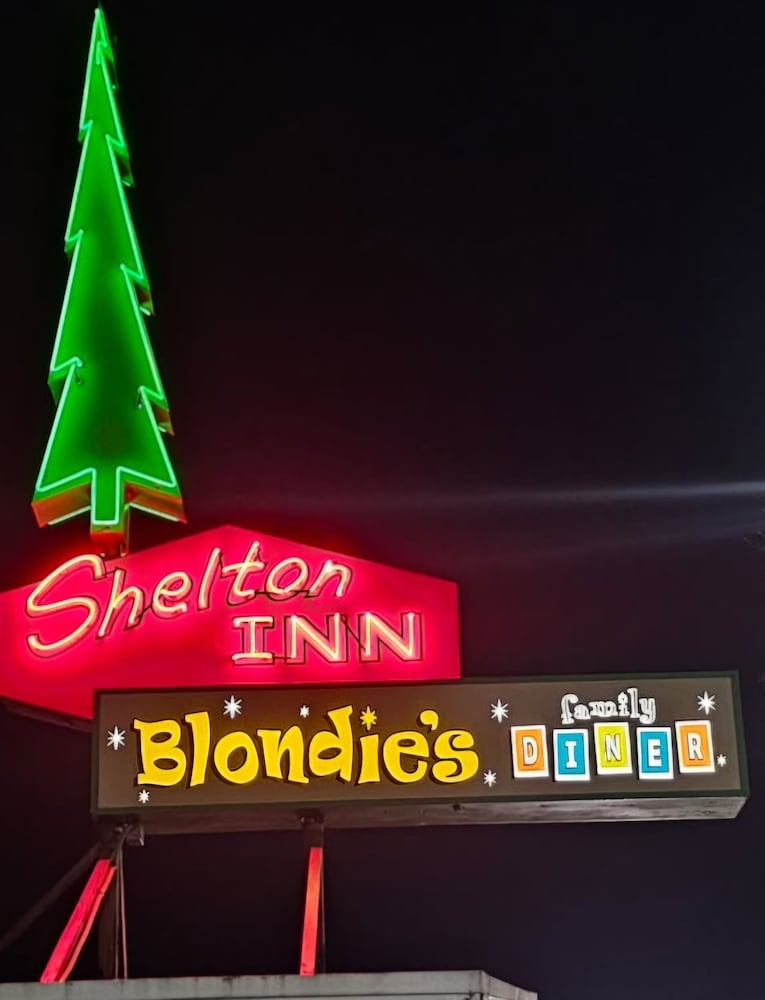 Shelton Inn 2/51