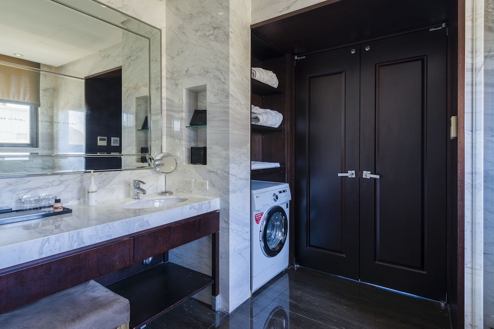 LEOFOO RESIDENCES 7/30