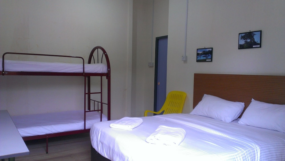 Kinabalu Poring Vacation Lodge 12/60