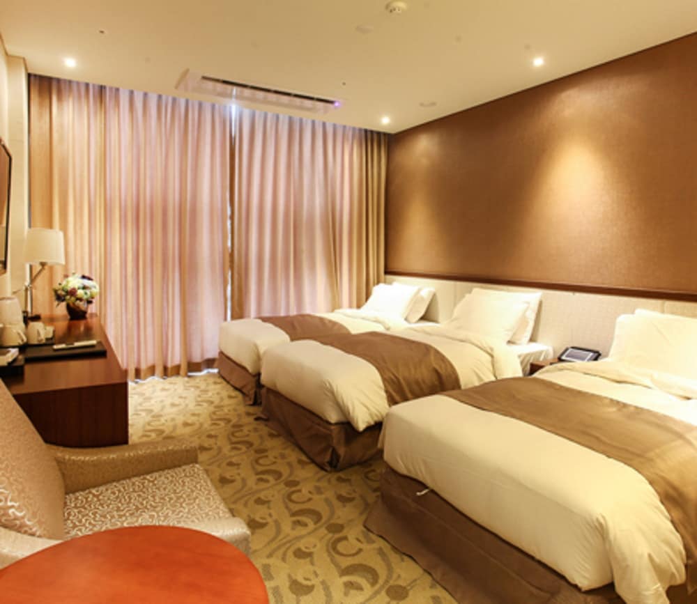 ROSANA BOUTIQUE HOTEL 18/62