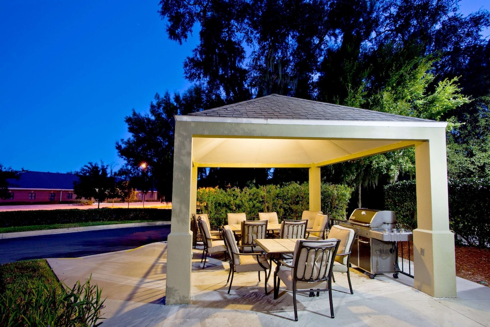 Sonesta Simply Suites Jacksonville 21/29