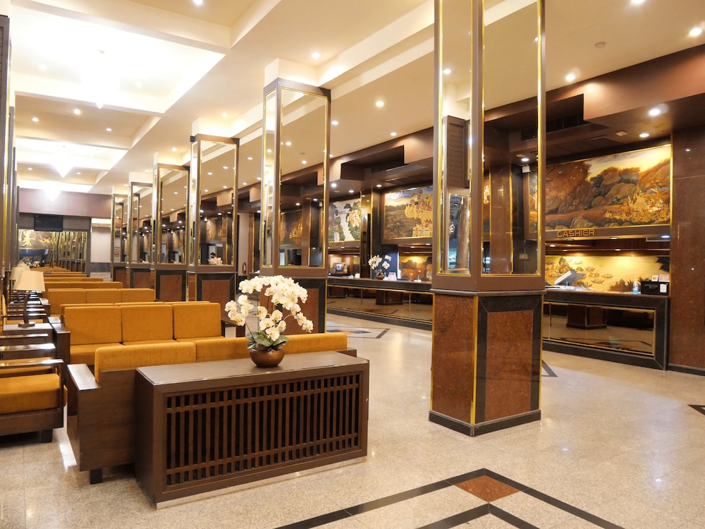 lobby