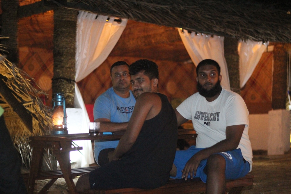 Laya Safari Resorts Spa 12/68