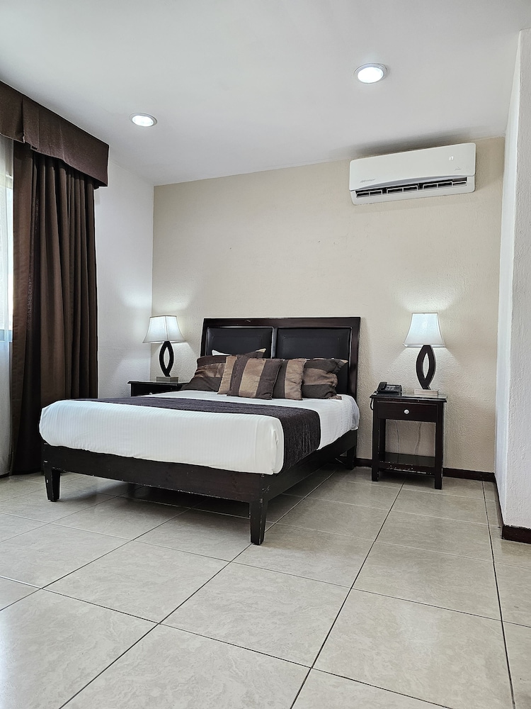 Hotel Posada Virreyes 16/71