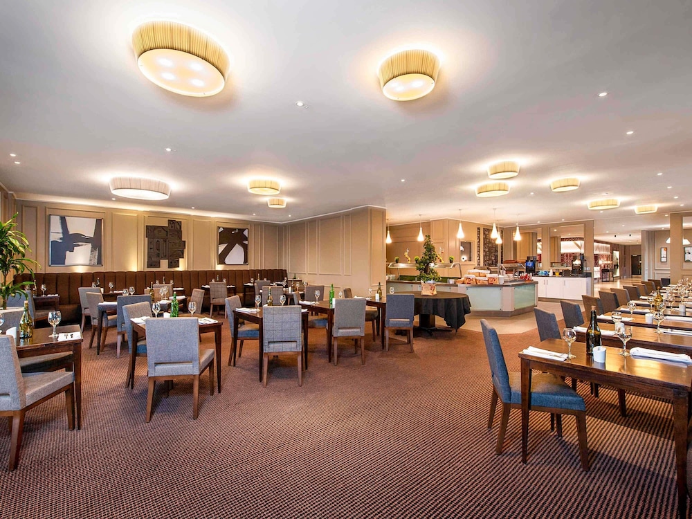 Mercure Telford Centre 54/69