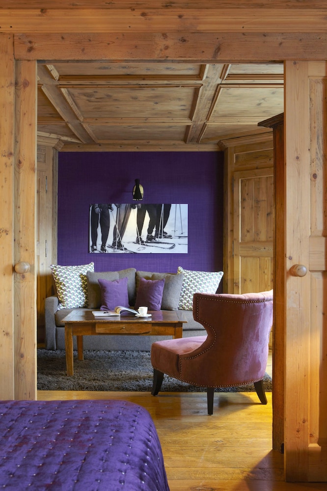 Hotel Mont Blanc 50/56
