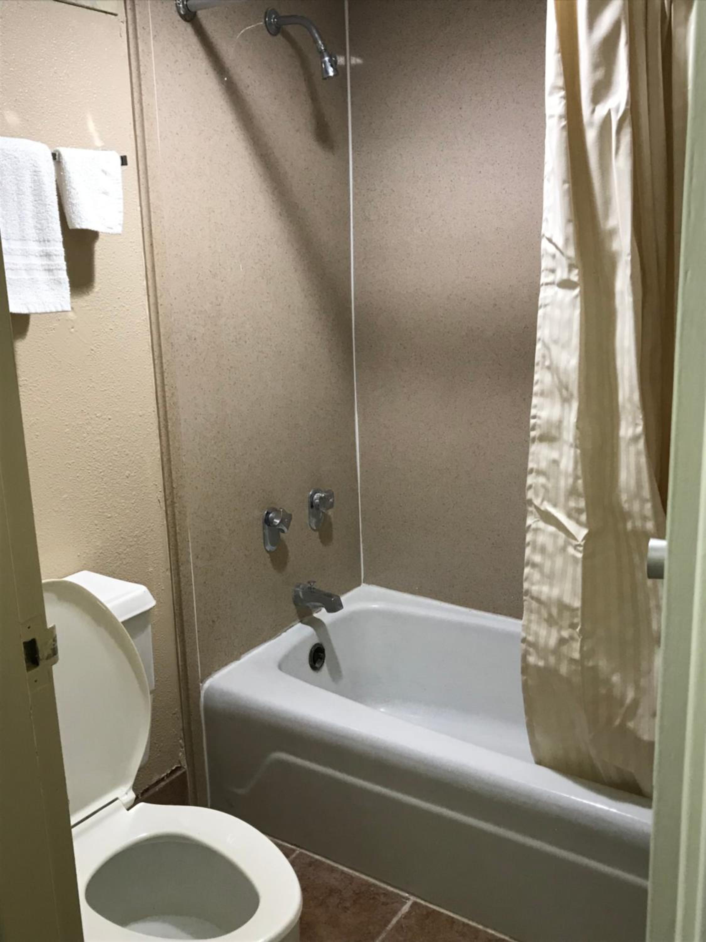 Express Inn 18/21