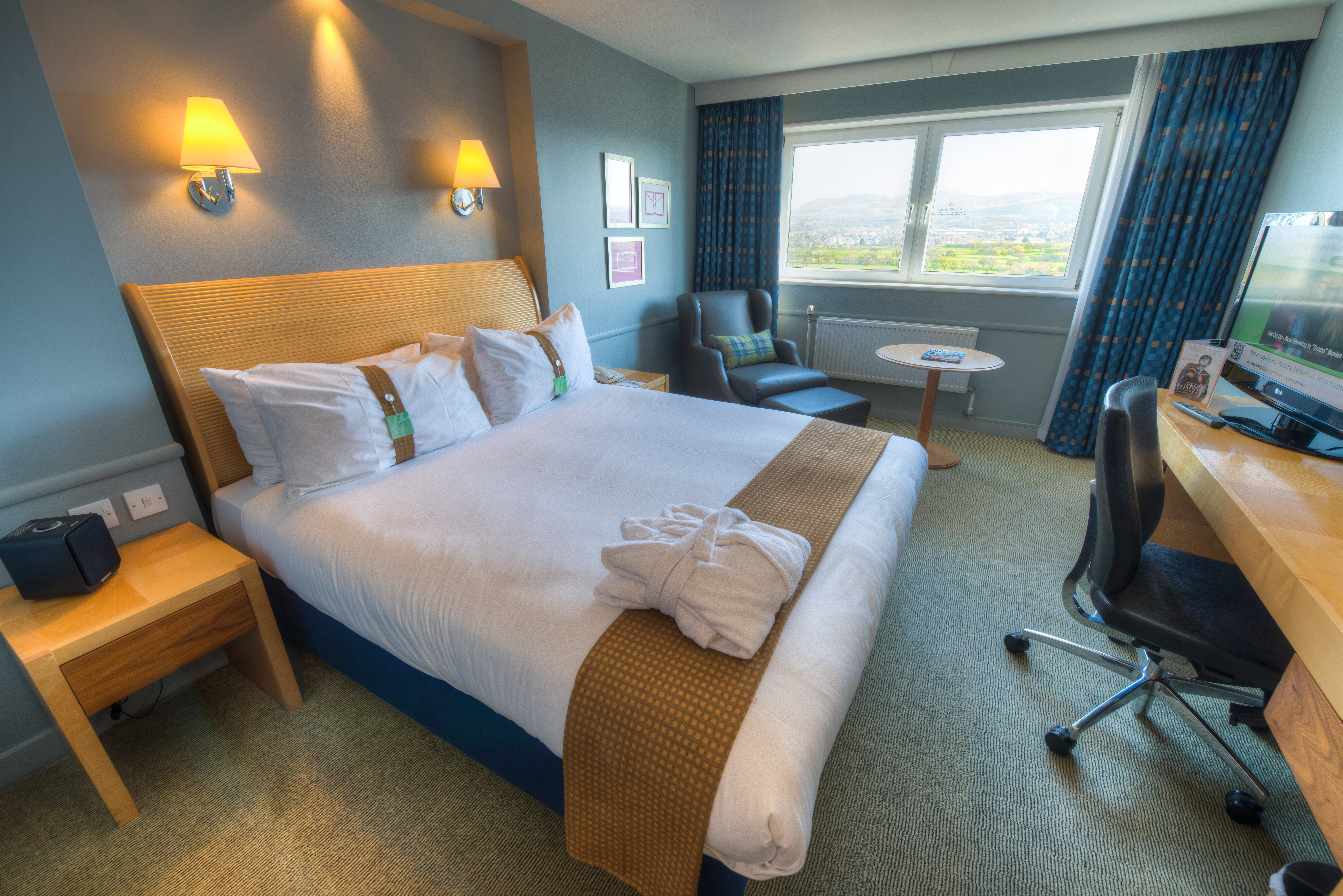 HOLIDAY INN EDINBURGH 20/80