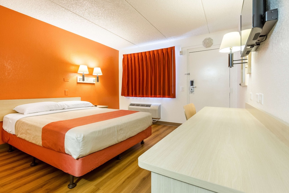STANDARD, DOUBLE BED, ACCESSIBLE