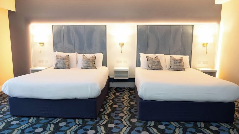 Ocean Sands Hotel 10/40