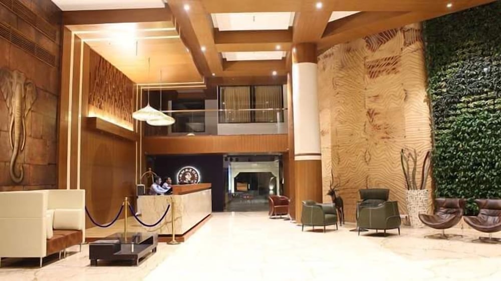 Aarya Grand Hotels Resorts 7/39