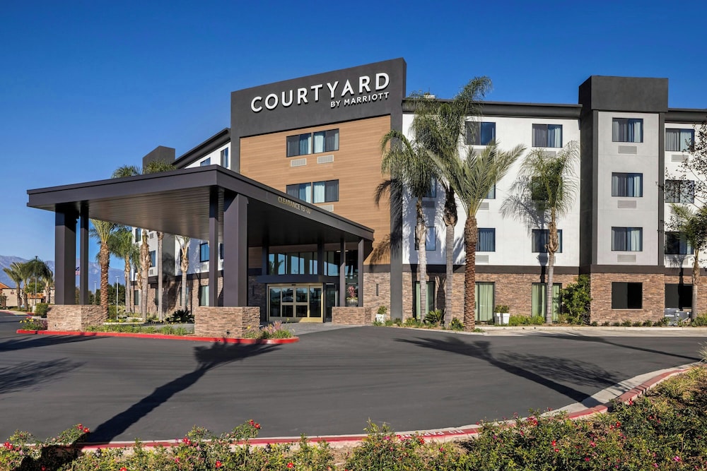 Hotel Chino Hills 60/63