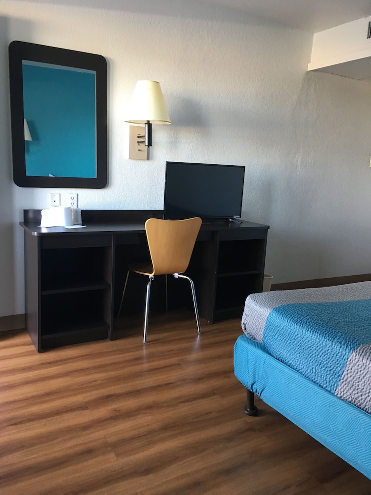 Motel6 Tucumcari, NM 60/71