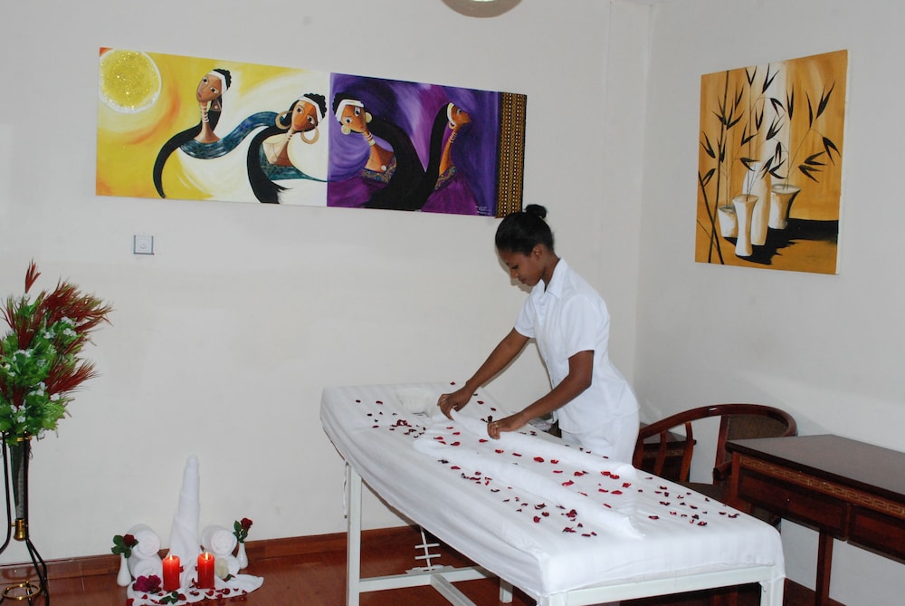 Addis Amba Hotel 7/23