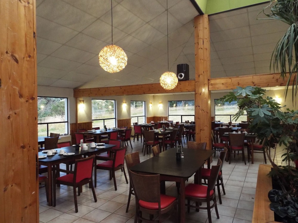 HOTEL HD NATALES 49/68