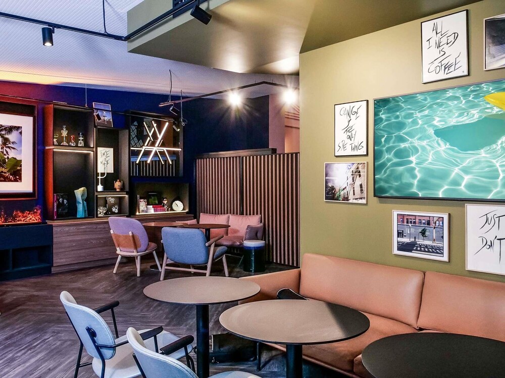 Tribe Paris Batignolles 43/67