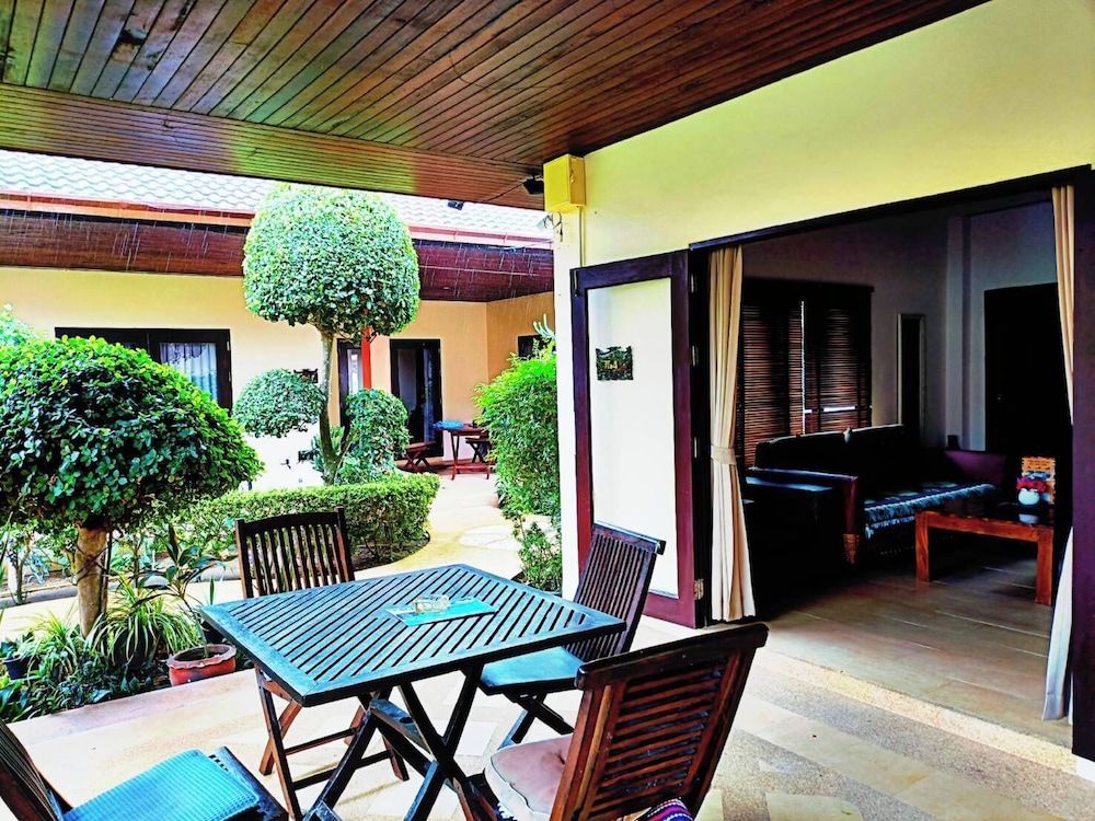 Baan Tropicana 33/50