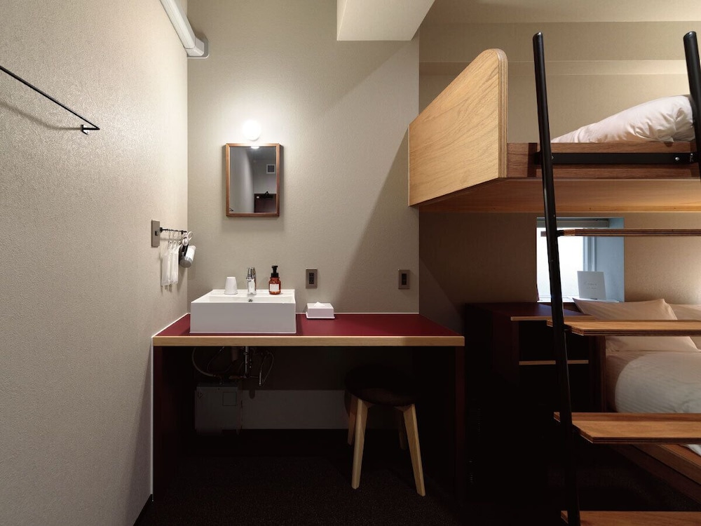 Bunshodo Hotel 49/50