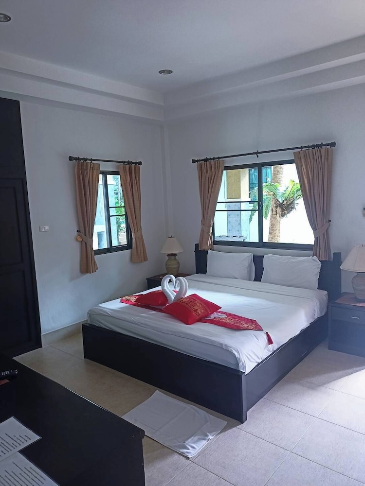 Naya Bungalow 32/65