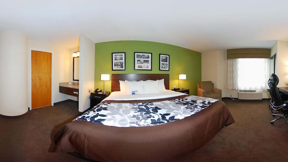 Sleep Inn & Suites Columbus South 12/52