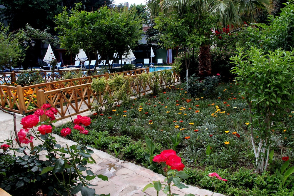 Idyros Hotel 43/50