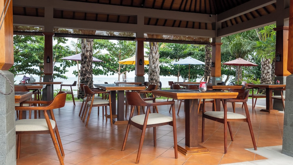 The Grand Villandra Resort 32/45