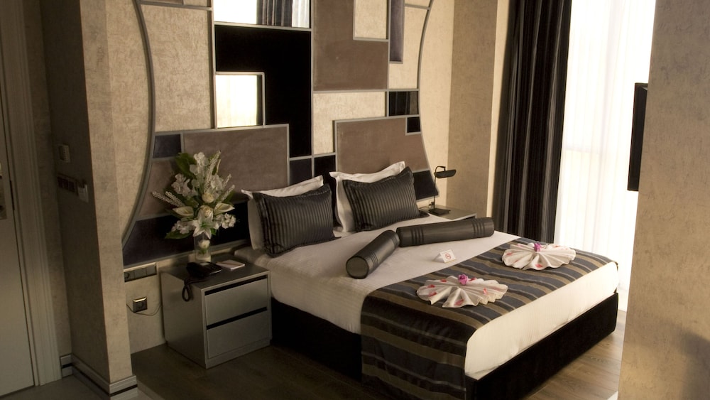 Rios Edition Hotel 58/67