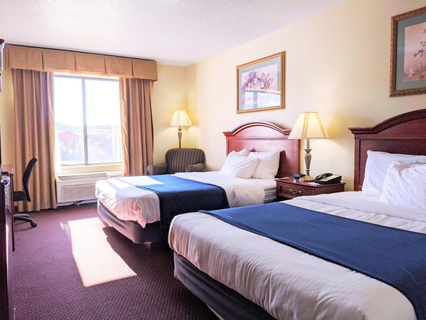 Usa Stay Hotel and Suites 17/48