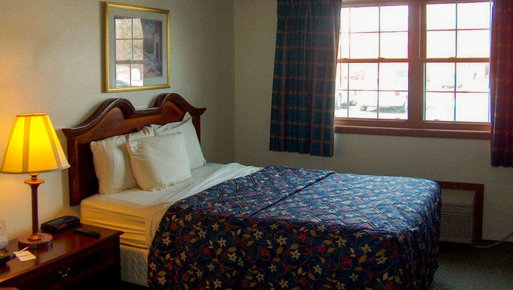 Harbor Winds Hotel Sheboygan 10/22