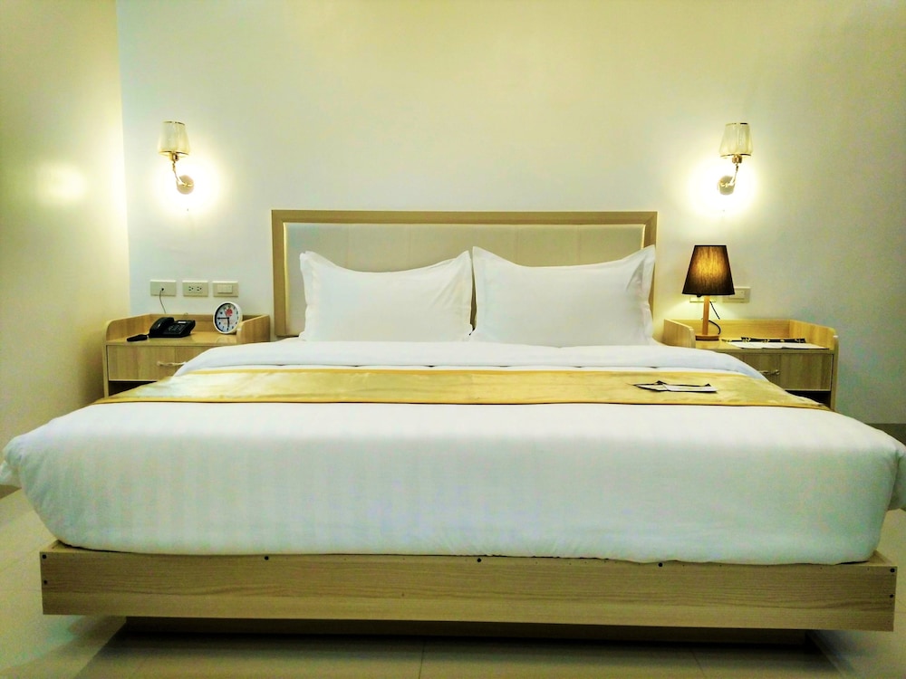 One El Nido Suite 35/96