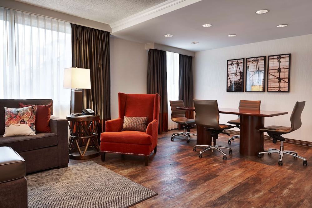 Embassy Suites By Hilton Washington Dc Chevy Chase Pavilion 41/80