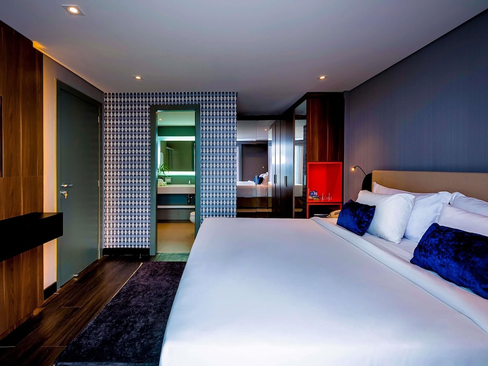 Deluxe, Double Bed