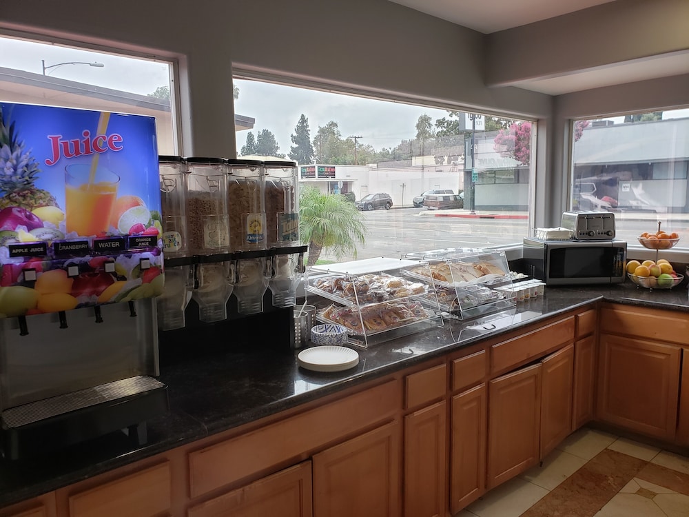 Portofino Inn Burbank 25/42