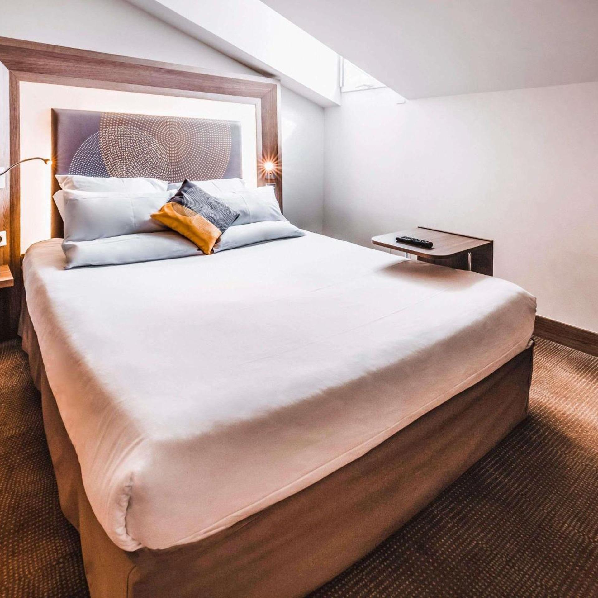 Superior, Convertible Double Bed