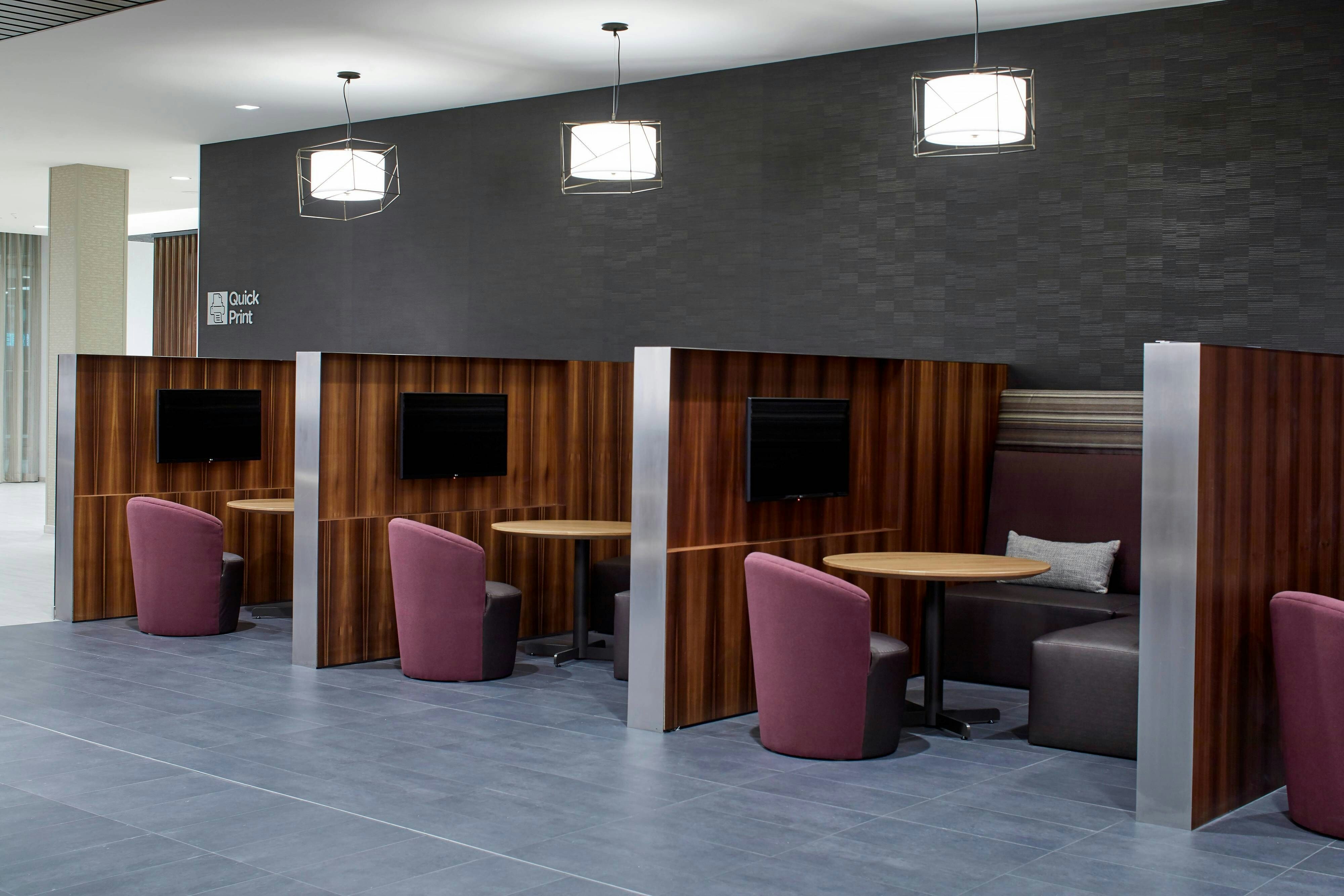 Courtyard by Marriott Albany Airport 19/19