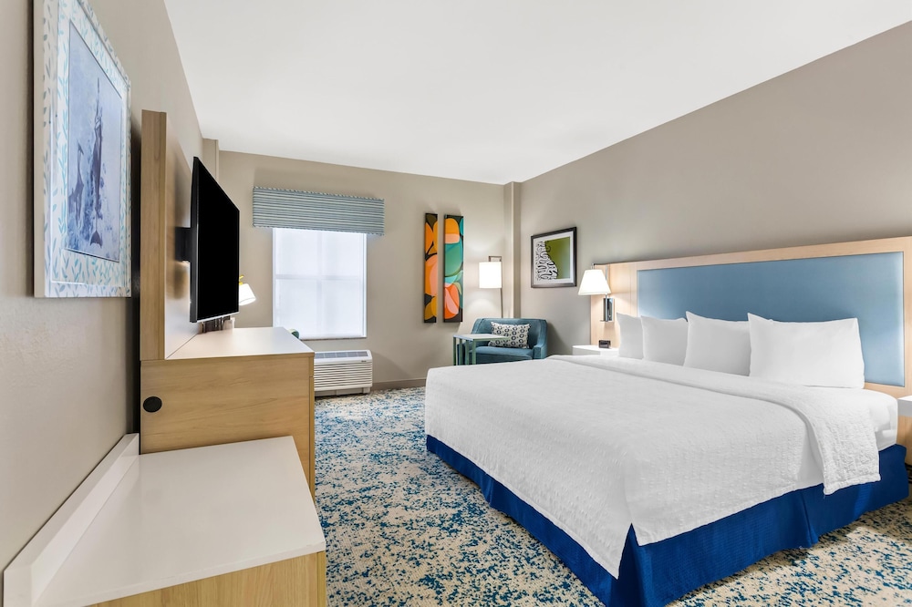 ROOM, KING BED, ACCESSIBLE