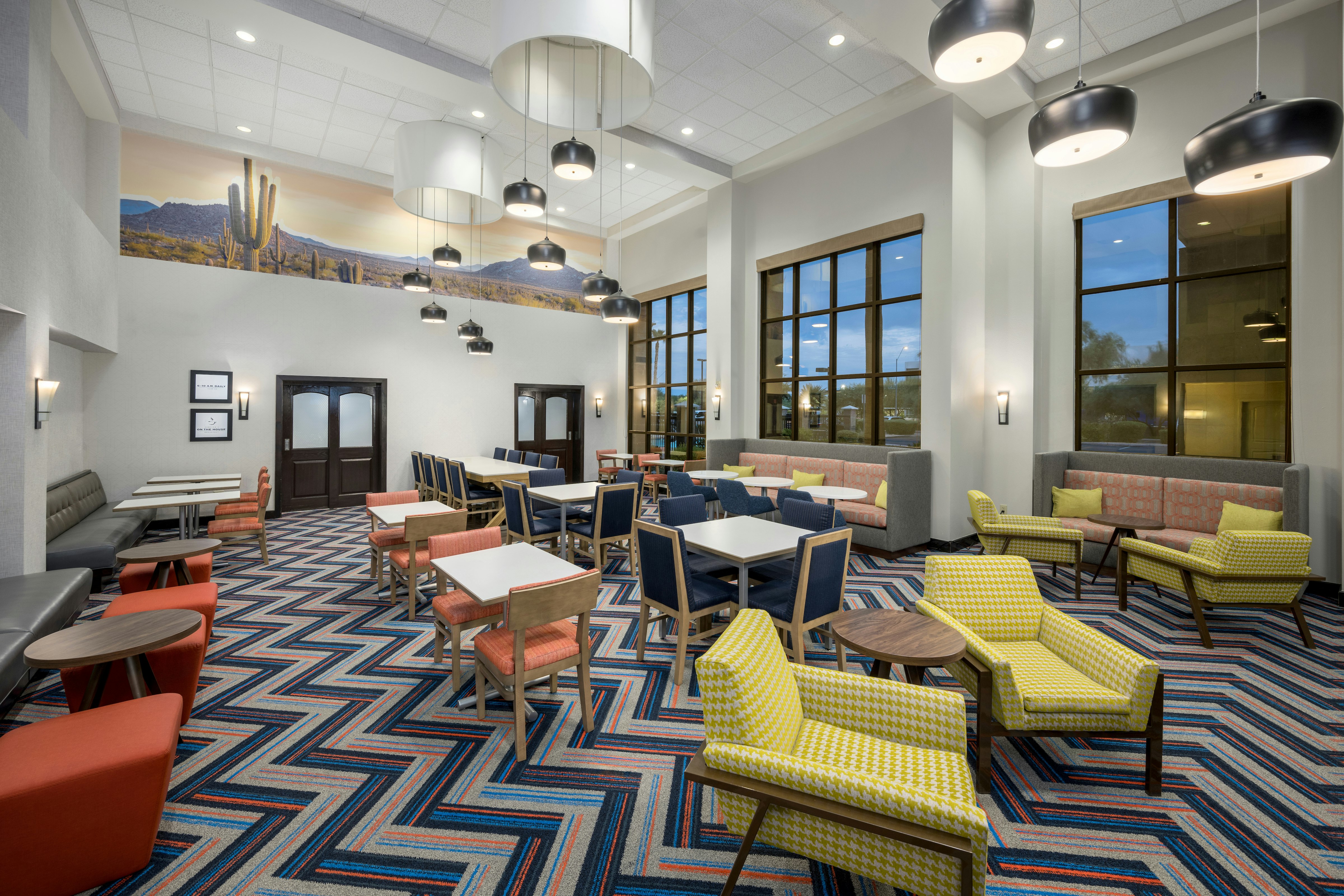 Hampton Inn & Suites Phoenix North/Happy Valley 27/43