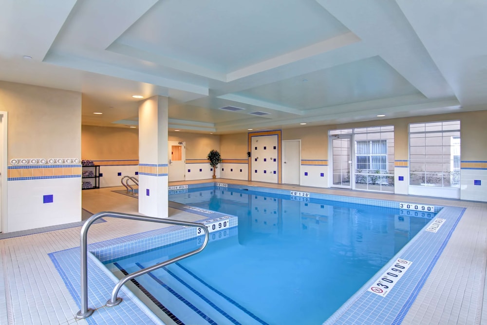 swimming pool spa