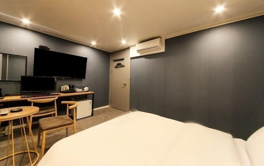Songjeong Zeta Hotel 9/20