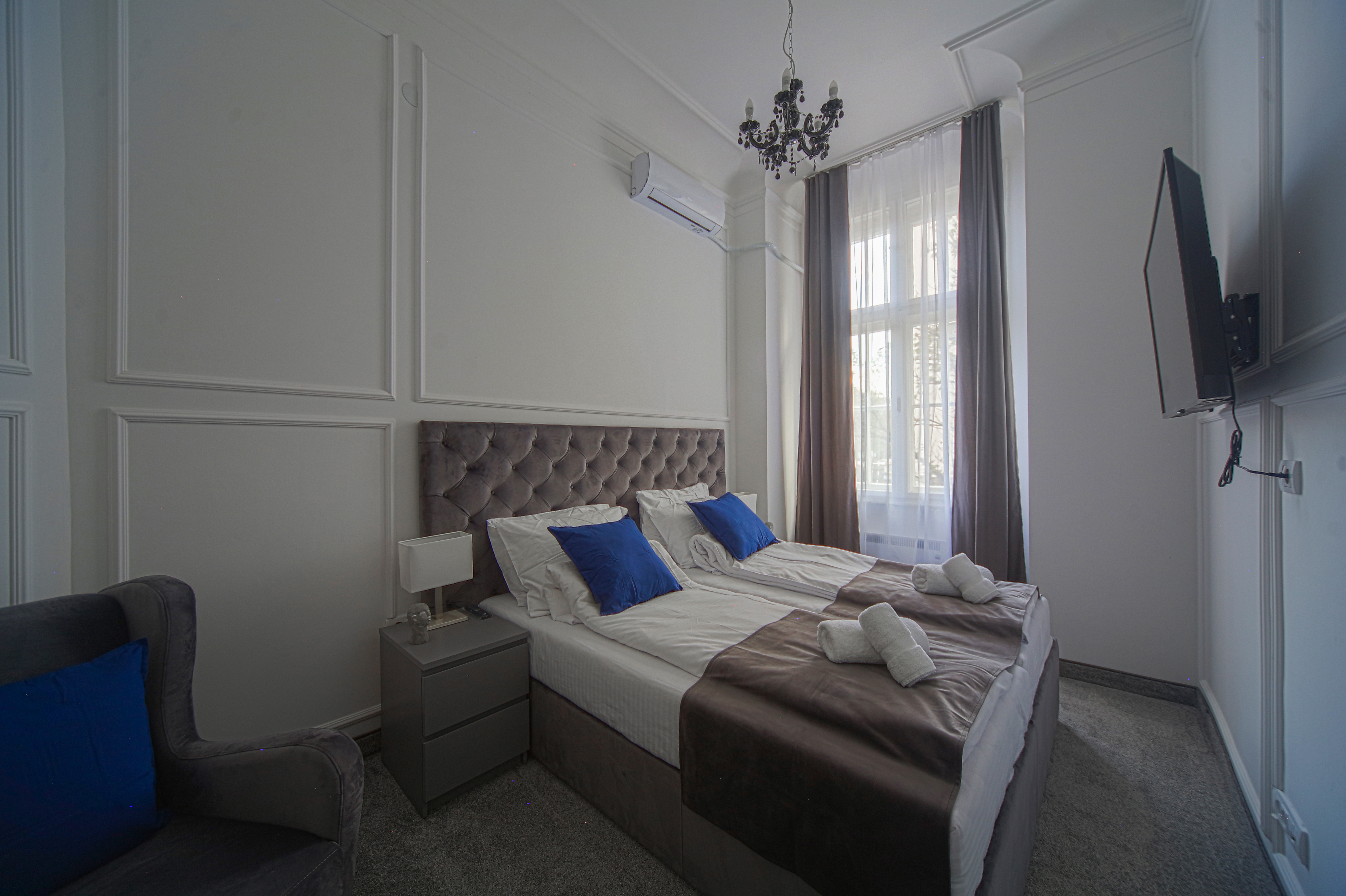 Economy, Double Bed
