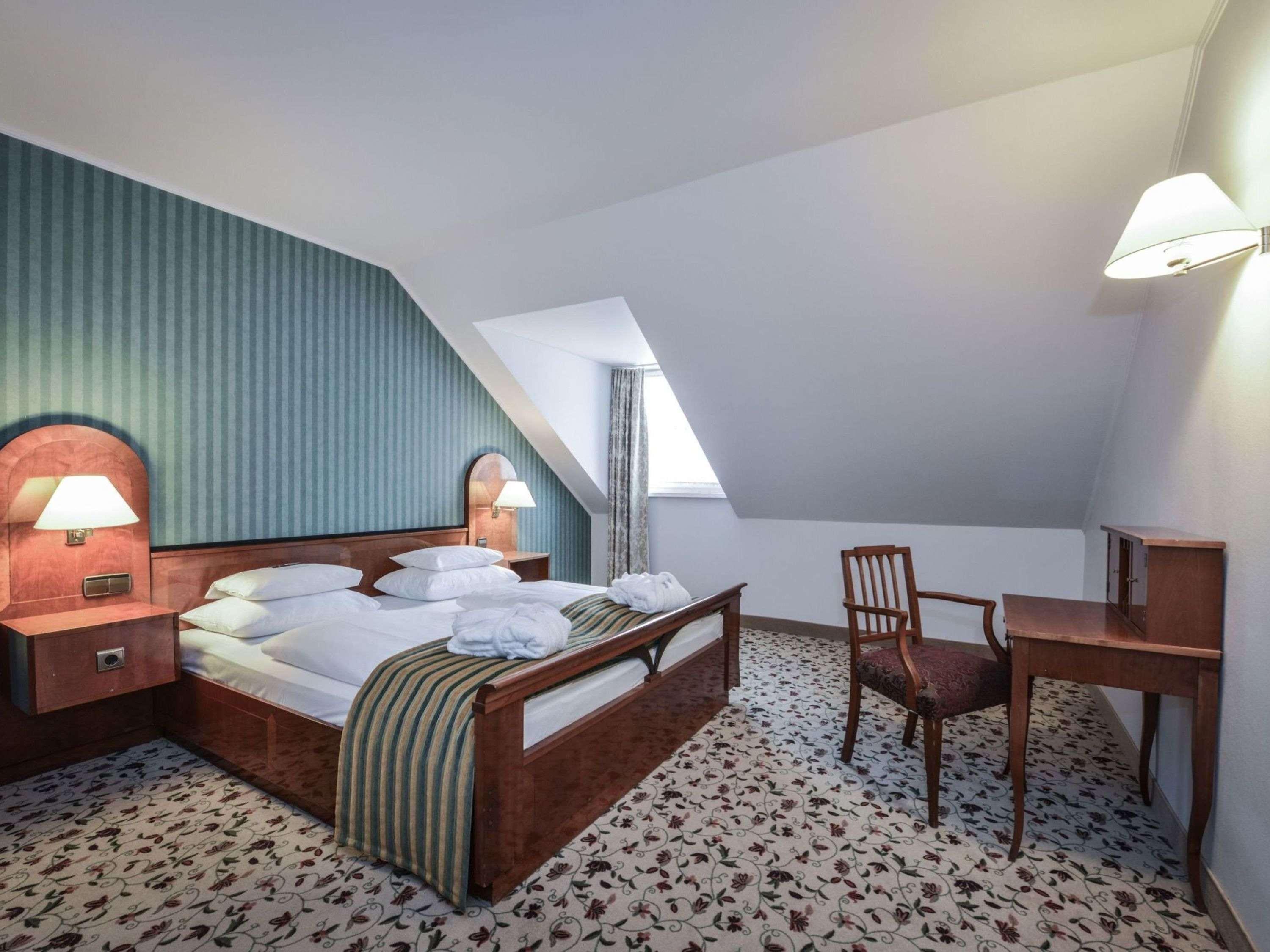 Quiet mezzanine Family Suite