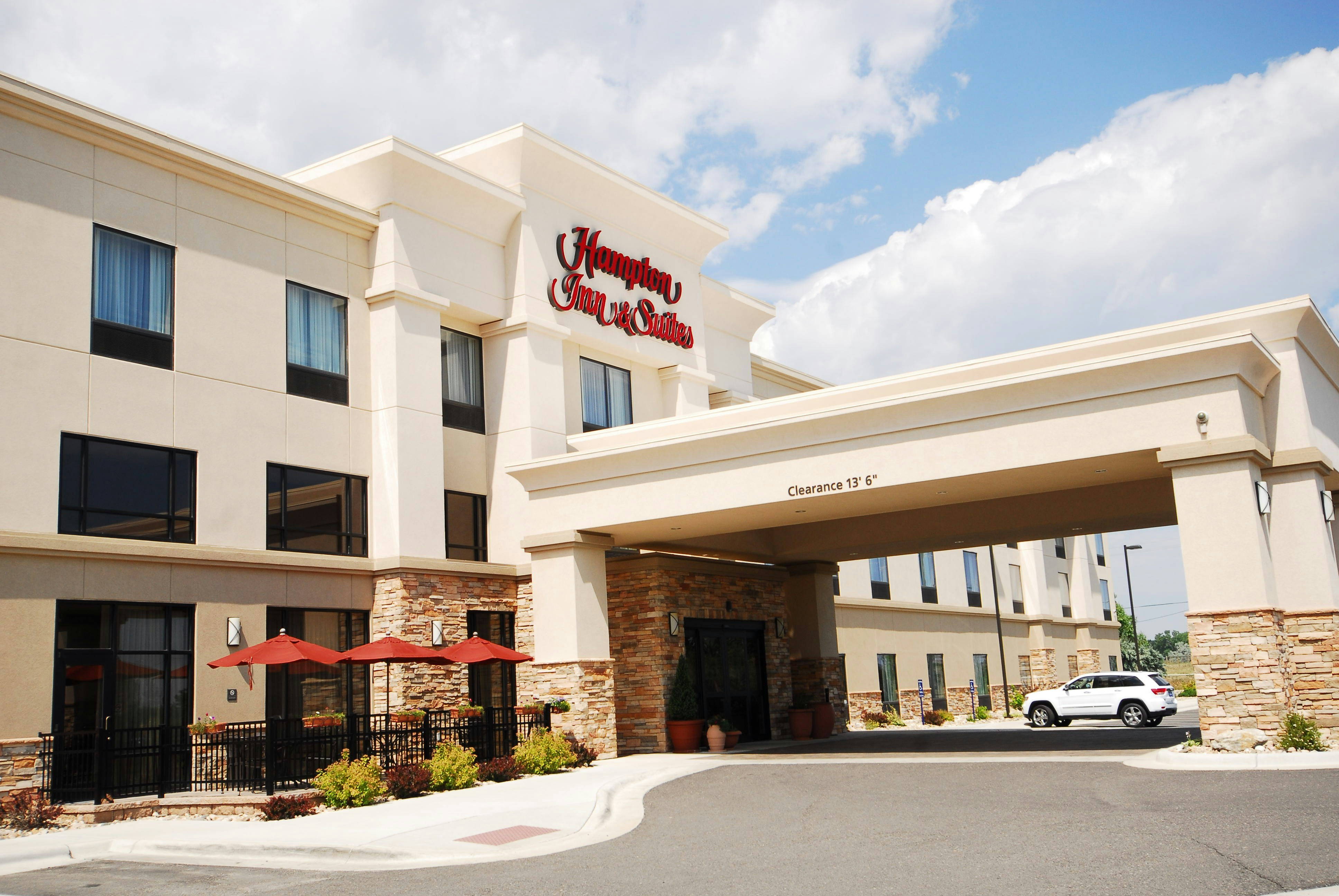 Hampton Inn & Suites Buffalo 13/14