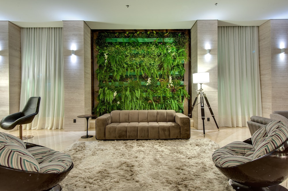 K Hotel 14/33