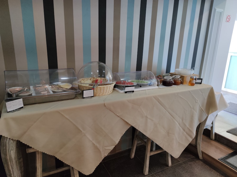 Filoxenia Hotel 34/50