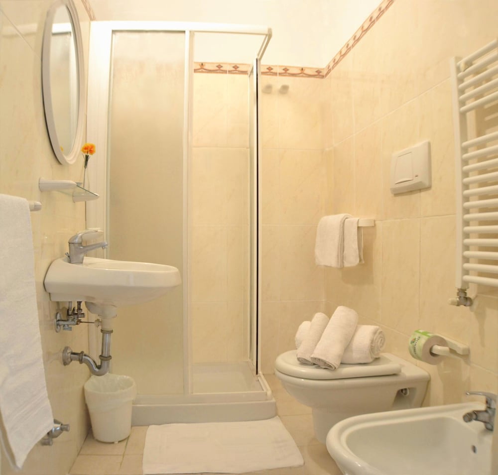 HOTEL PRESTIGE 46/50