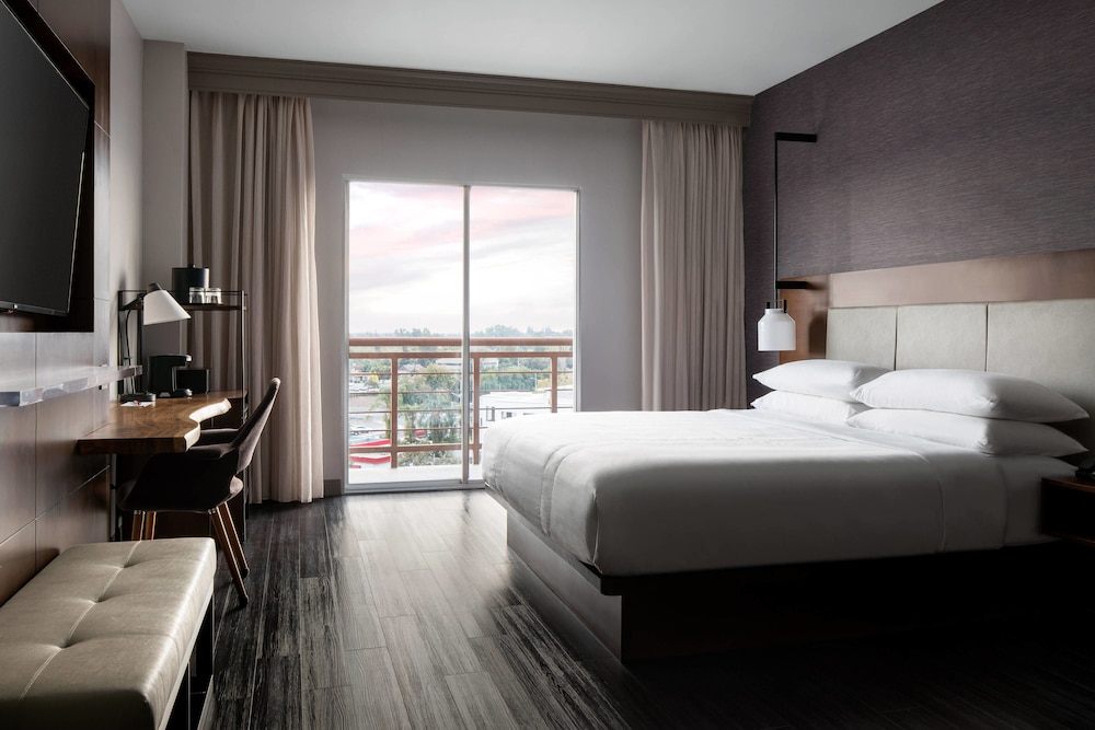 Visalia Marriott at the Convention Center 9/42