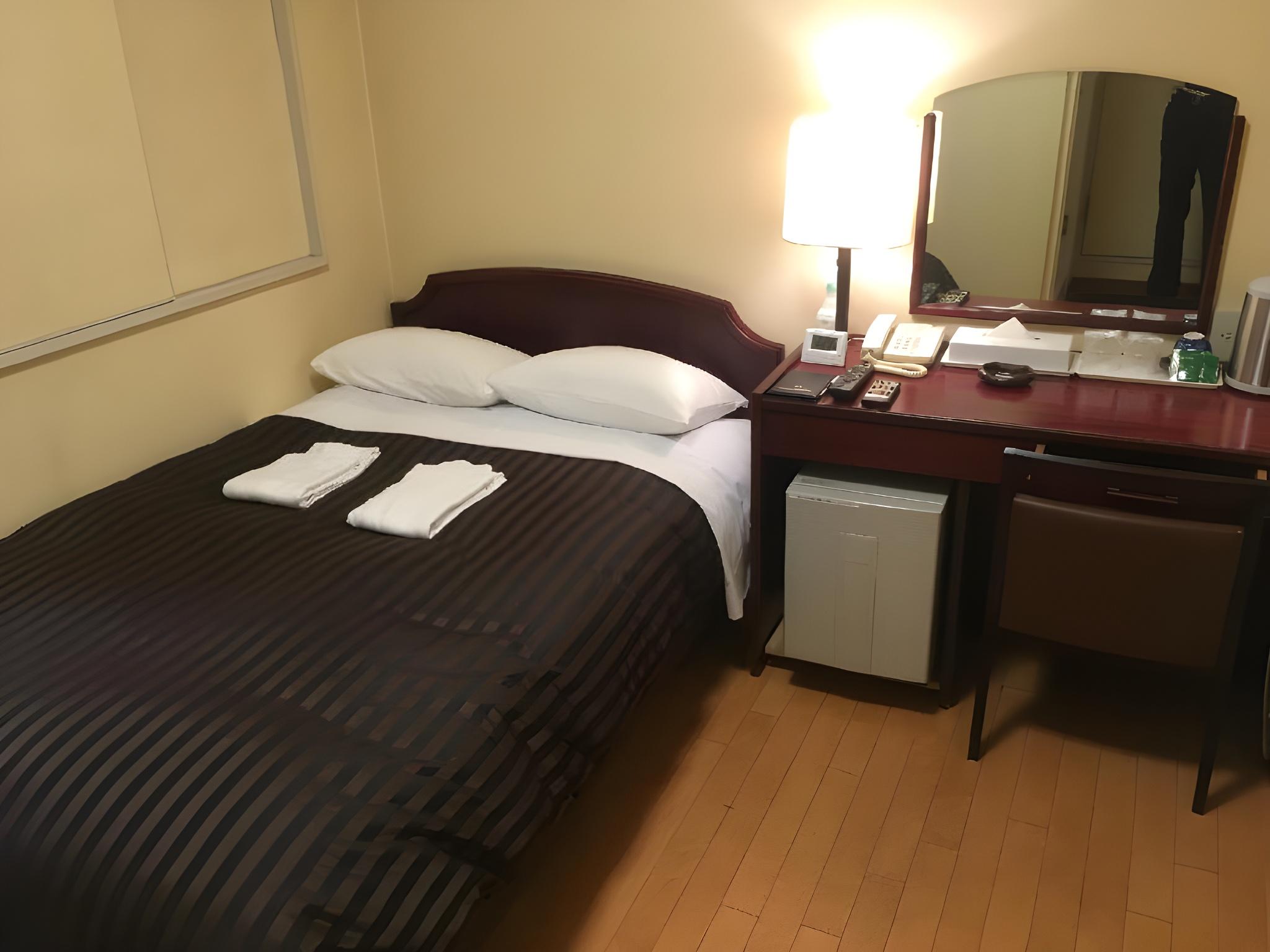 Semi Room, Semi Double Bed, Small